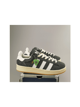 Zapatilla CAM-PUS 00s 28