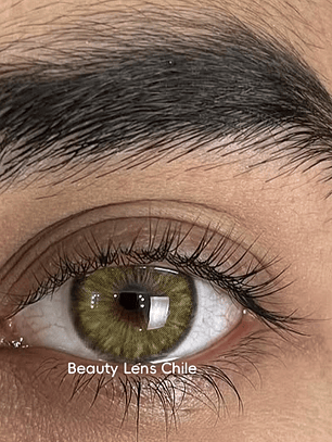 Cleopatra Lime -Pupila Reducida-