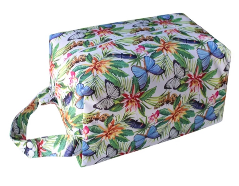 ALMOHADA DE VIAJE LEGAMI CON MEMORIA Y BOLSITO INCORPORADO