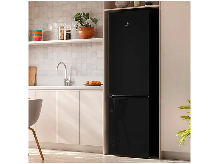 REFRIGERADOR BOTTOM FREEZER MADEMSA 285 L NO FROST MI60B 5