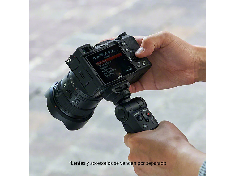 CÁMARA COMPACTA FULL-FRAME ALPHA 7C 4