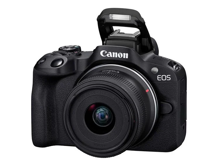 CÁMARA MIRRORLESS CANON R50 4K UHD 24.2 MP+ LENTE 18-45 + LENTE 55-210 1