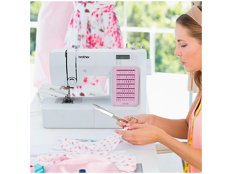 MÁQUINA DE COSER BROTHER SH7700 COMPUTARIZADA 2