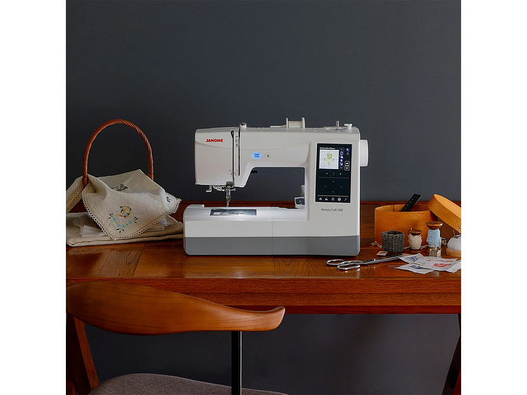 BORDADORA JANOME MEMORY CRAFT 100E 7