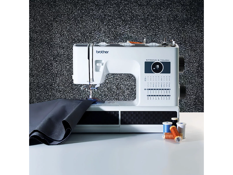 MÁQUINA DE COSER RECTA BROTHER STRONG AND TOUGH ST371HD PORTABLE BLANCA Y NEGRO 110V 4
