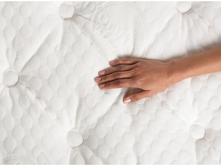 JUEGO DE DORMITORIO CIC CAMA EUROPEA SUPER PREMIUM KING + RESPALDO BAKER 7