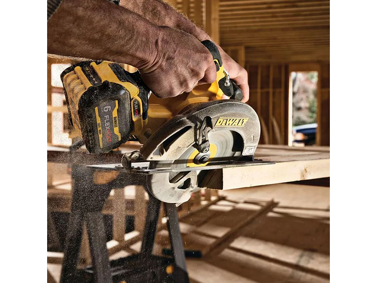 KIT SIERRA CIRCULAR DEWALT INAL. 71/4' 60V + 2 BAT 6A+CARG. 3