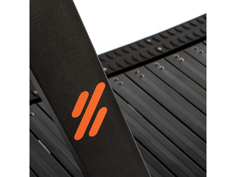 TROTADORA ULTIMATE FITNESS C300 22 KM/HR CURVA 6