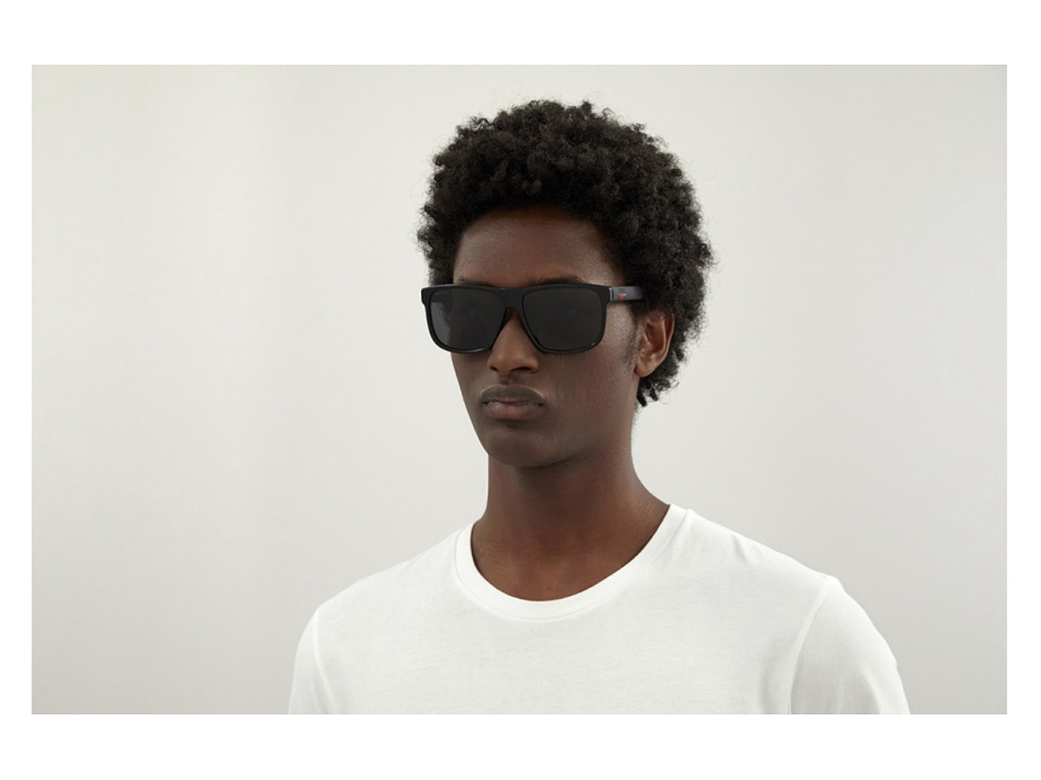 LENTES DE SOL SHINY BLACK GUCCI 4