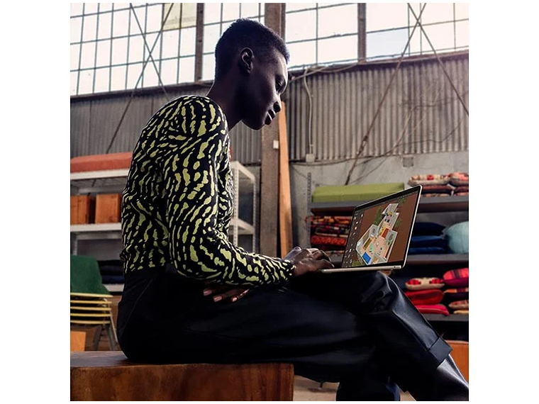 MACBOOK AIR M3 (CPU 8NUC Y GPU 8NUC) 16GB RAM 256GB SSD 13.6