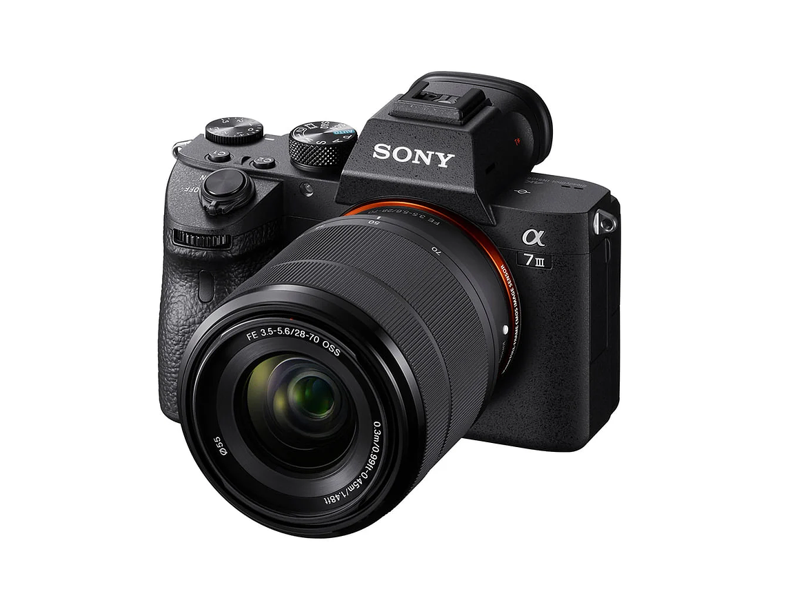 CÁMARA MIRRORLESS FULL-FRAME ILCE-7M3K 3