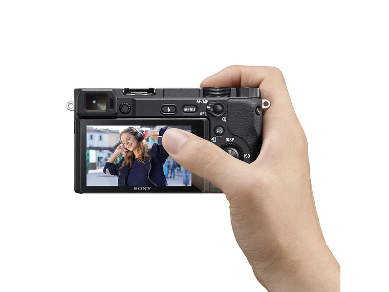 CÁMARA ILCE-6400M CON MONTURA E Y SENSOR APS-C 5