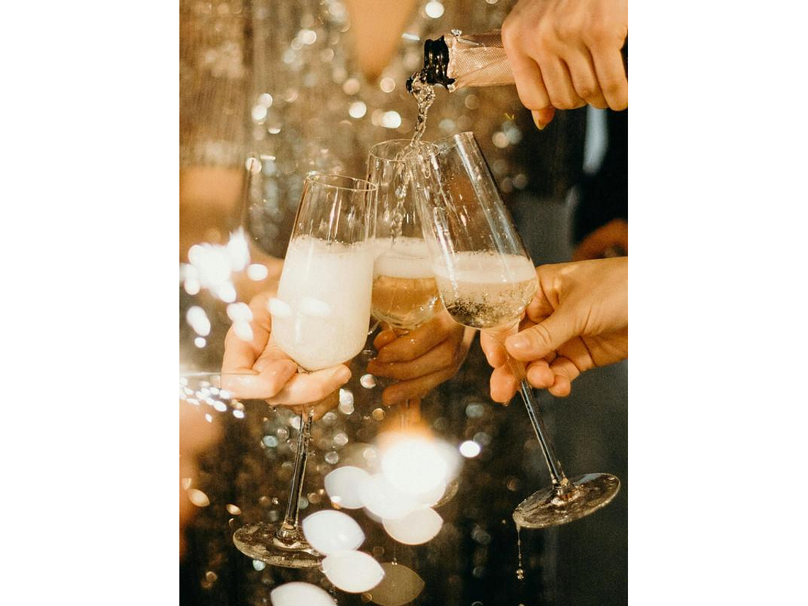 CHAMPAGNE VEUVE CLICQUOT BRUT 2