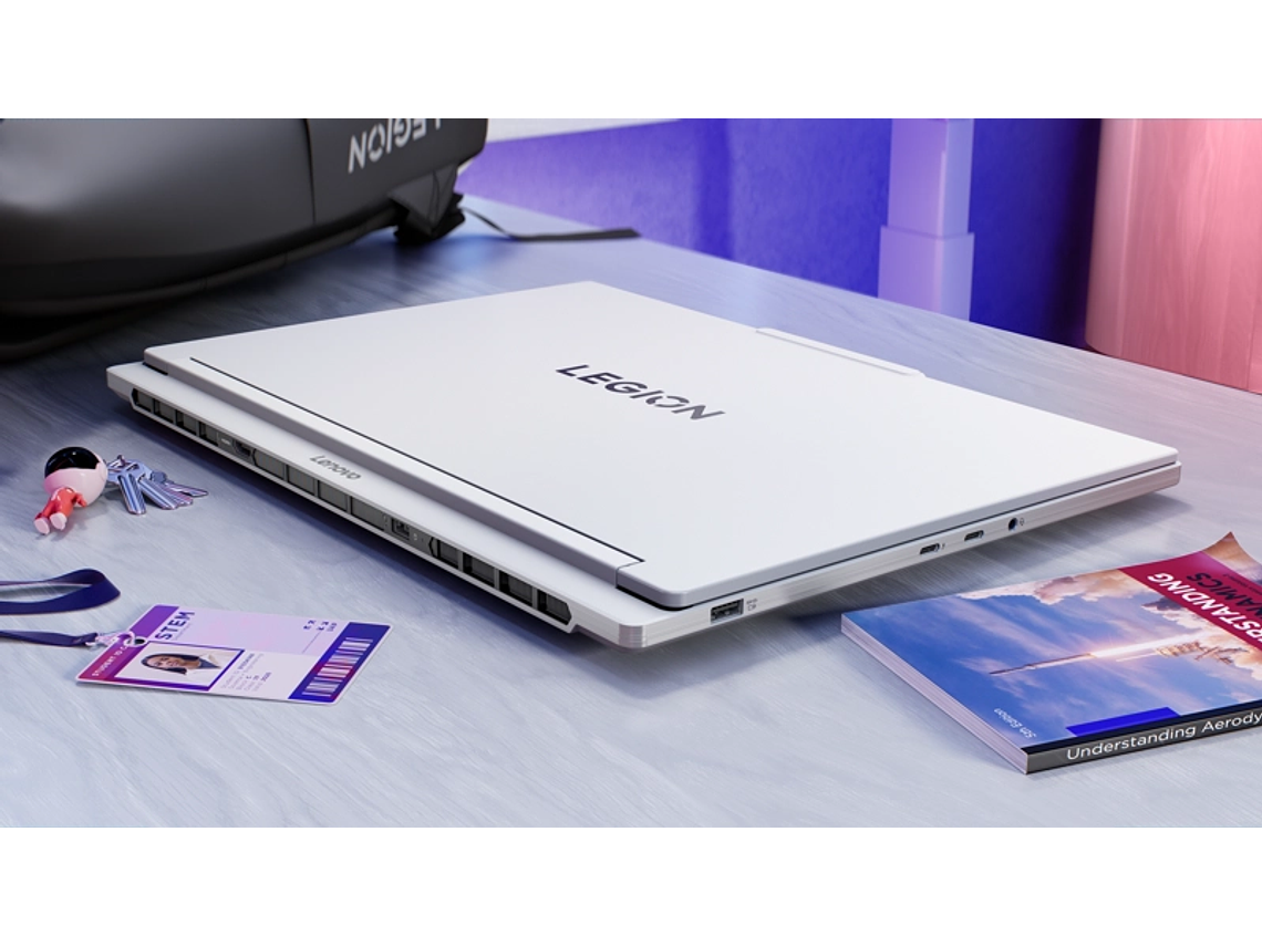 NOTEBOOK GAMER LEGION 7I 10MA GEN INTEL CORE ULTRA 9 32GB RAM 2TB SSD NVIDIA RTX 5070 16' WQXGA 8