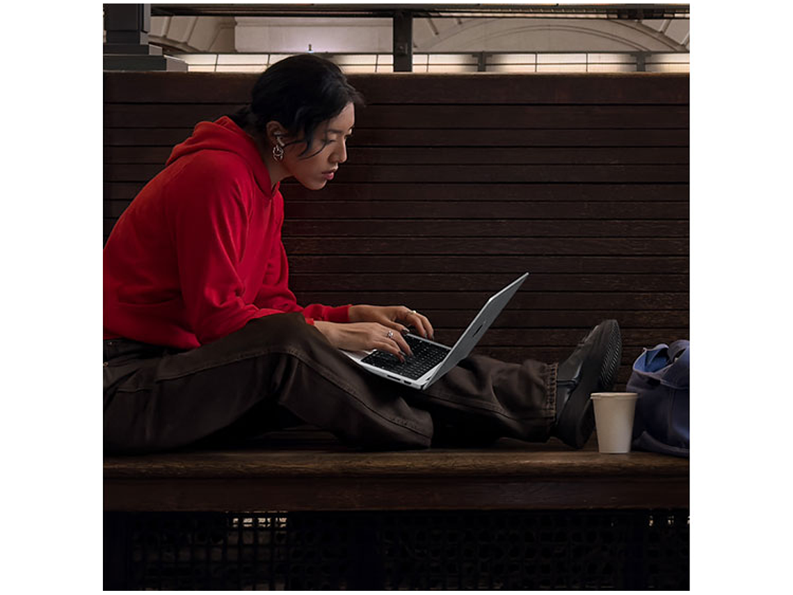 MACBOOK PRO M3 (CPU 8NUC Y GPU 10NUC) 8 GB RAM 1 TB SSD 14.2