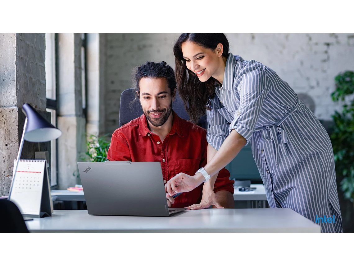 NOTEBOOK THINKPAD X9 14 AURA EDITION INTEL CORE ULTRA 7 32GB RAM 1TB SSD 14' WUXGA 4