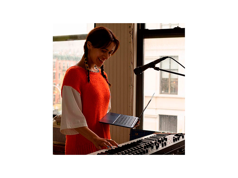 MACBOOK AIR M2 (CPU 8NUC Y GPU 8NUC) 16GB RAM 256GB SSD 13.6