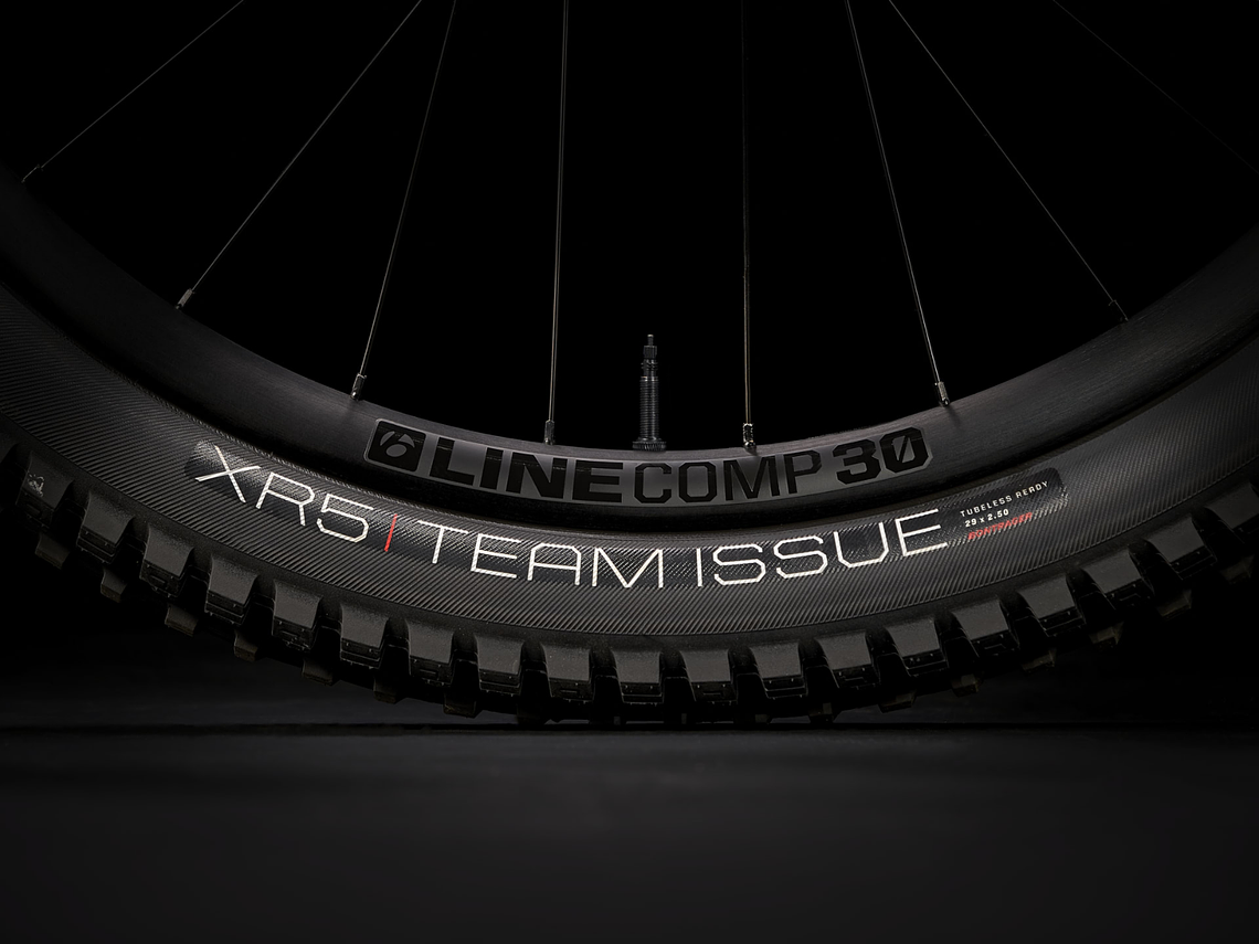 Bicicleta MTB Trek Slash 8 Gen 6 Azul 6