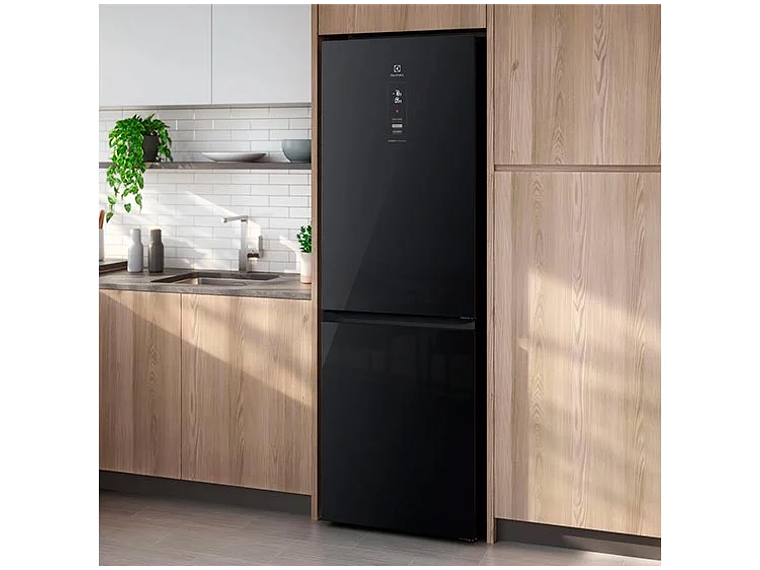 REFRIGERADOR BOTTOM FREEZER ELECTROLUX 322 L NO FROST DB60GE 5