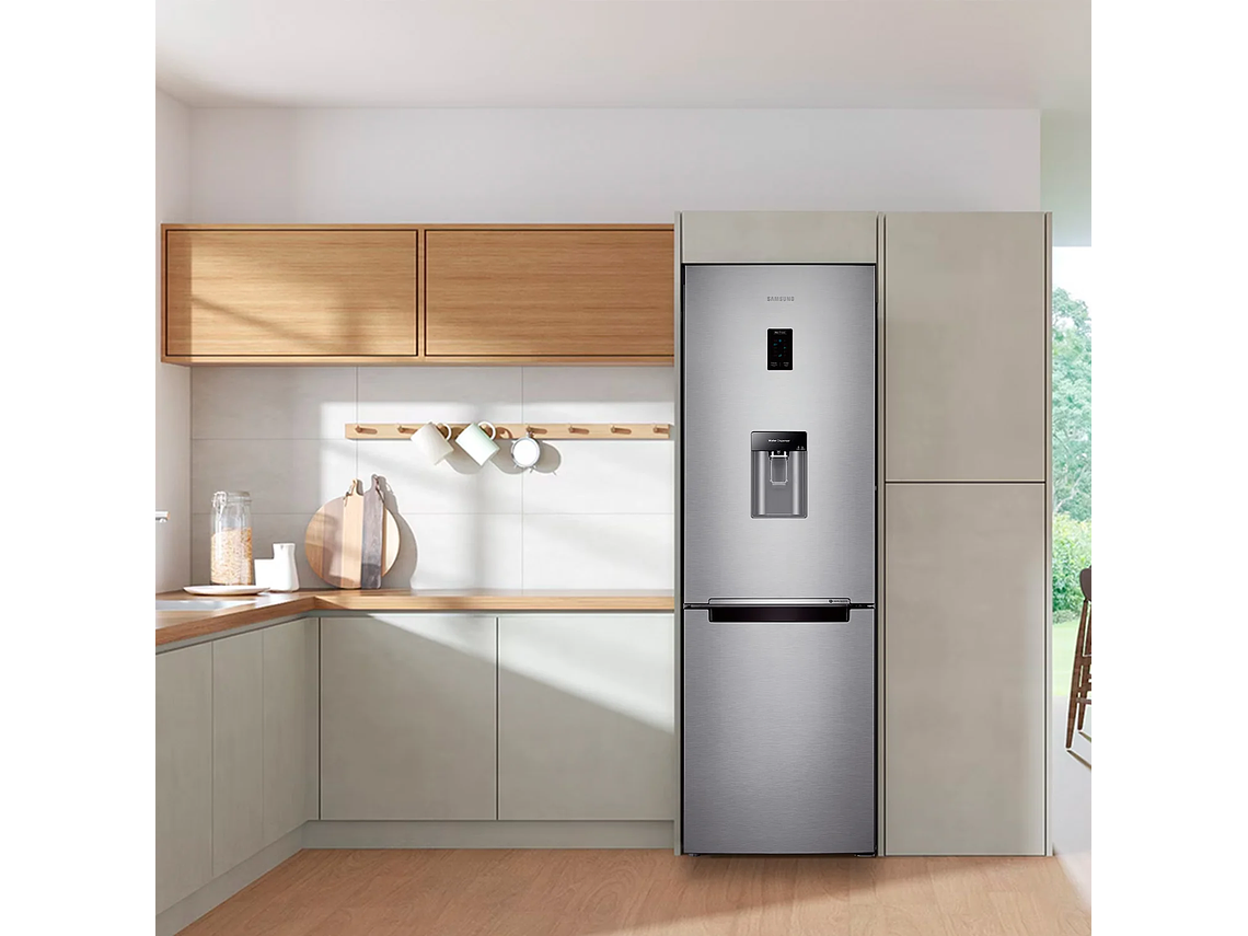 REFRIGERADOR BOTTOM MOUNT FREEZER 321L SPACE MAX 4