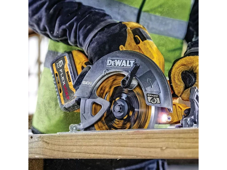 KIT SIERRA CIRCULAR DEWALT INAL. 71/4' 60V + 2 BAT 6A+CARG. 8