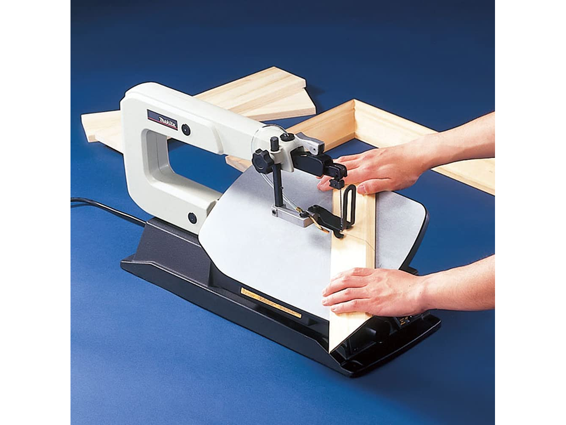 SIERRA CALADORA DE BANCO MAKITA SJ401 2