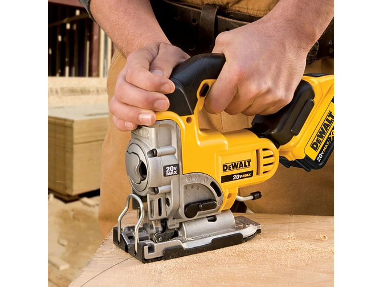 SIERRA CALADORA DEWALT DCS331B 20V - 5