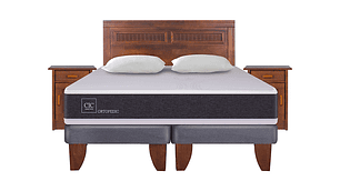 JUEGO DE DORMITORIO CIC CAMA EUROPEA NEW ORTOPEDIC KING + MADERAS MILAN + ALMOHADAS