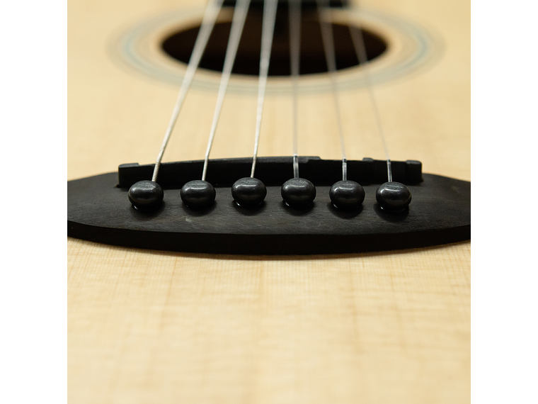 GUITARRA TRAVEL MAHORI NYLON MAHN-3601EQ + FUNDA 3