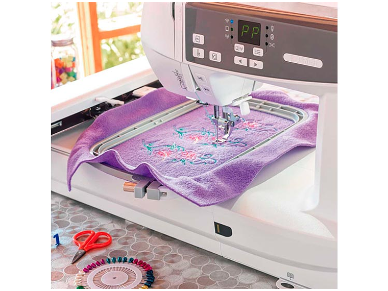 MAQUINA BORDADORA MERRIT BORDA 2 7