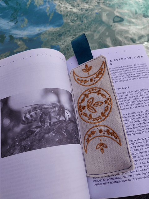 Marcapáginas Fases Lunares oro