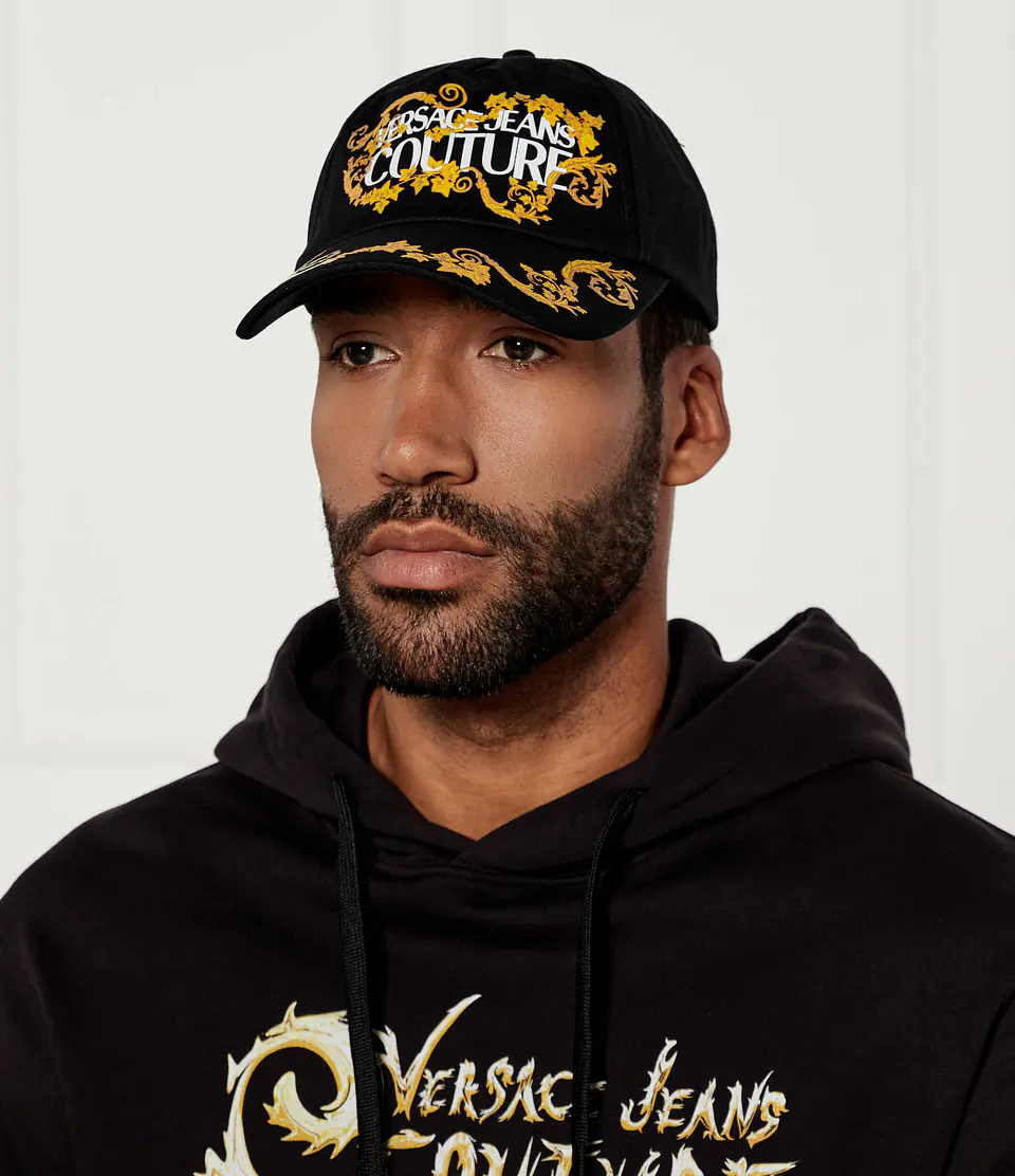 Gorra Versace Jeans Couture estampado oro 4