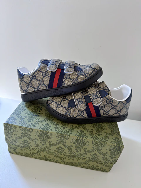 Gucci Ace monogram niño