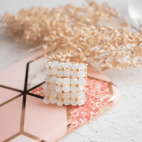 Anillo "Cuadrado" blanco y dorado