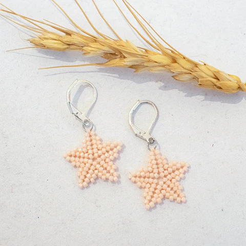 Aros "Estrellitas con gancho" durazno