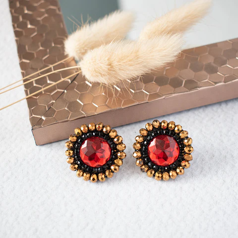 Aros "Topitos" rojo, negro y dorado