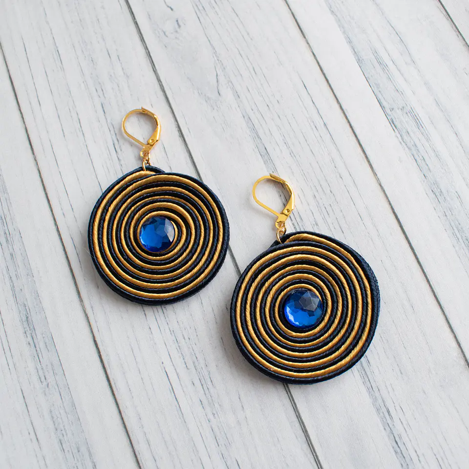 Aros 