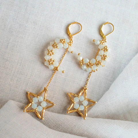 Aros "Luna y estrella" blanco y dorado