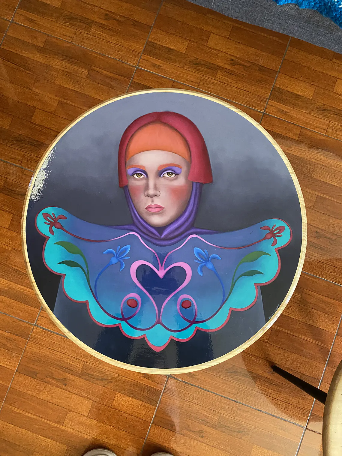 Mesa de centro pintada a mano  1