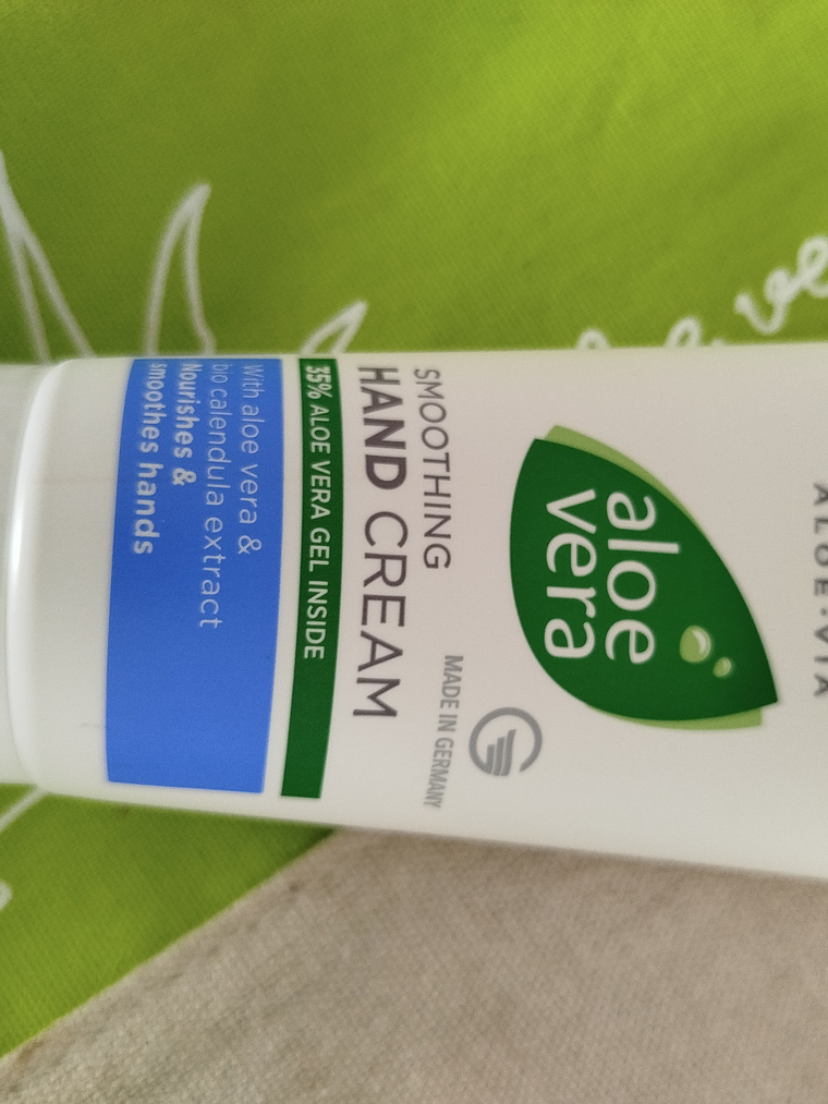Aloé Vera Creme de mãos suave  2