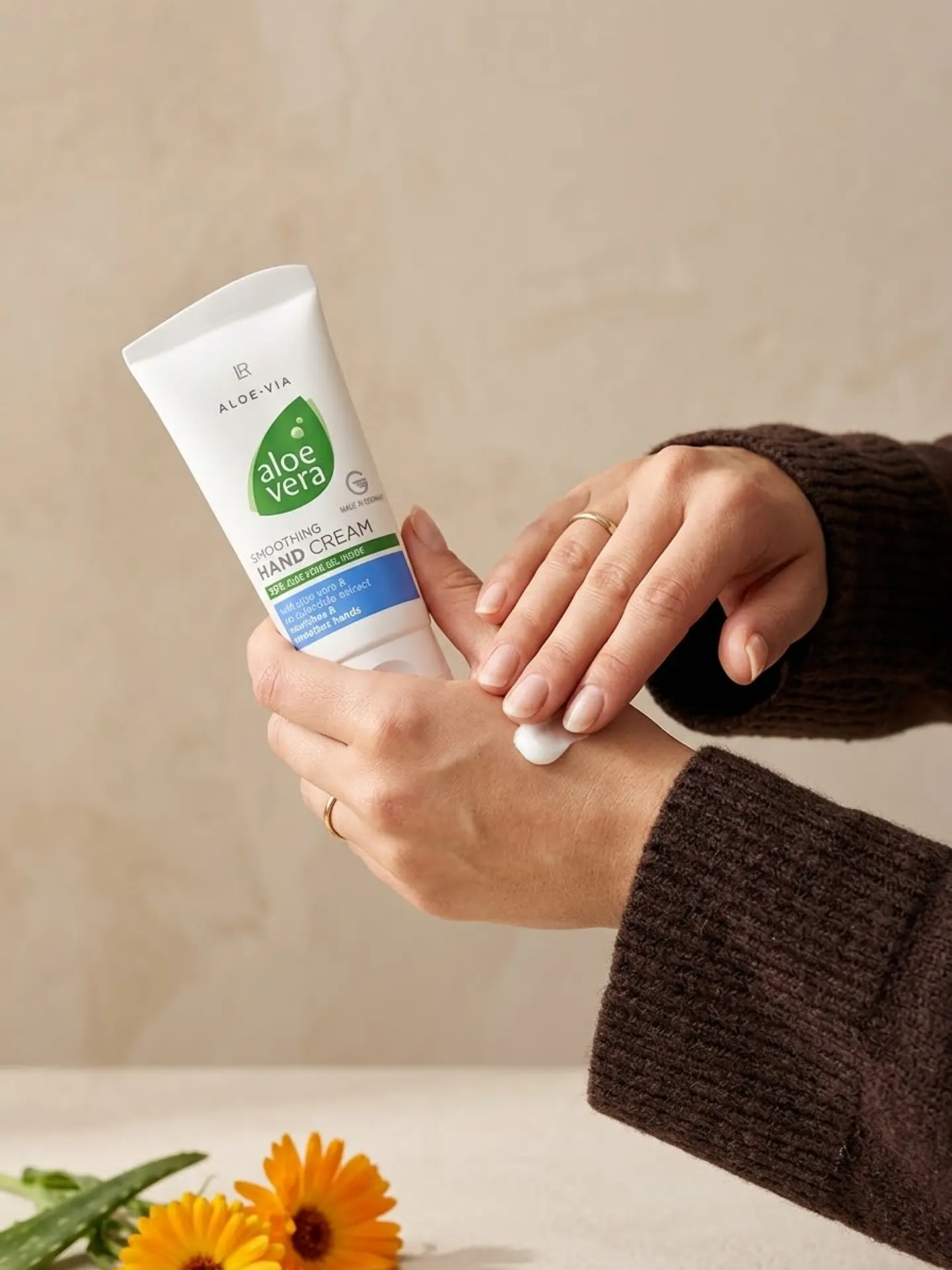 Creme de Mãos Suave Aloé Vera LR- Hidratação Diária 3