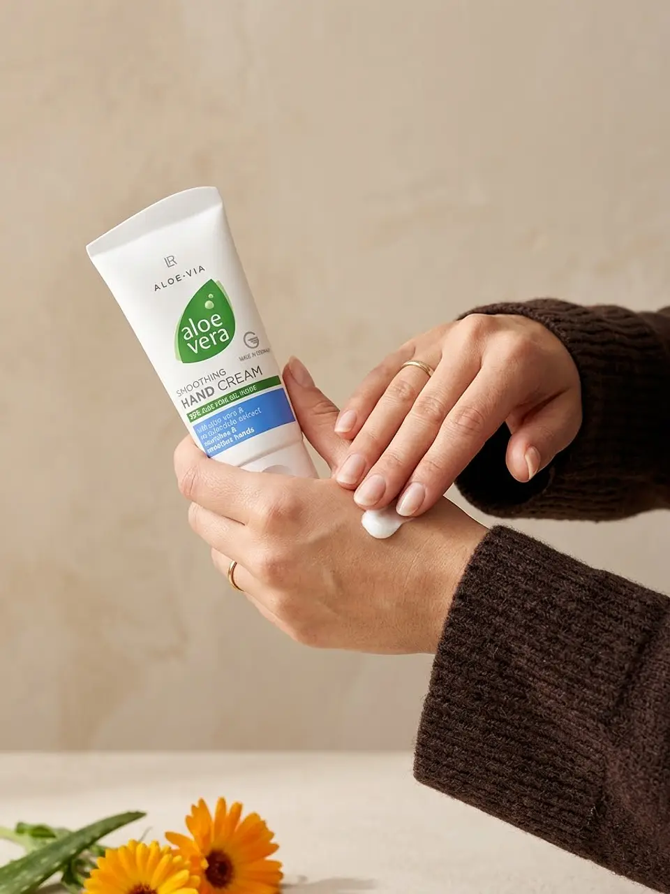 Creme de Mãos Suave Aloé Vera LR- Hidratação Diária 3