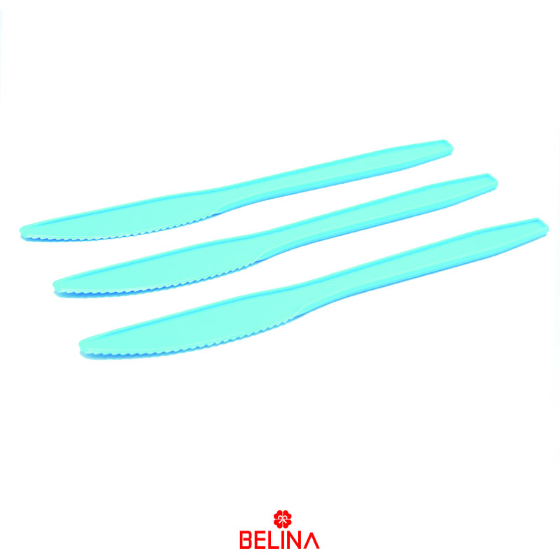 Cuchillo de plastico celeste 12pcs