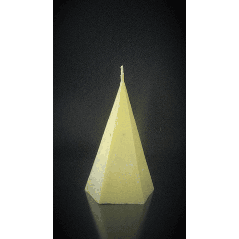 Vela de soya vegetal  pyramid 12 CM 