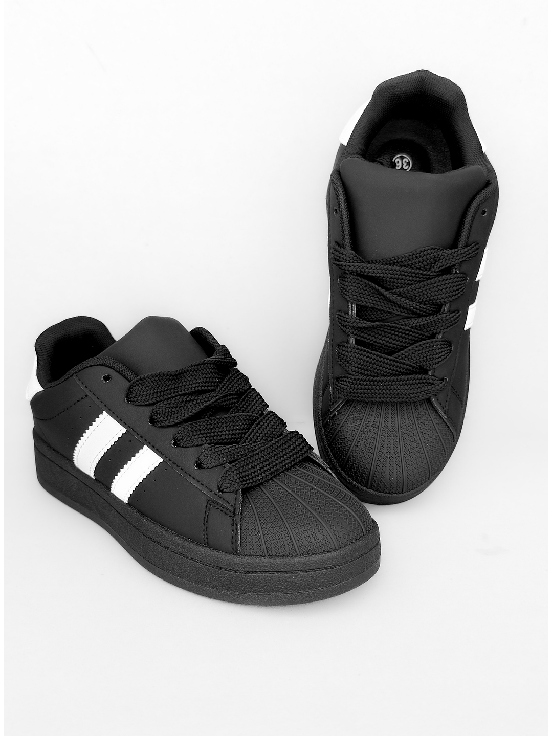 ZAPATILLA MUJER LEA NEGRO 8