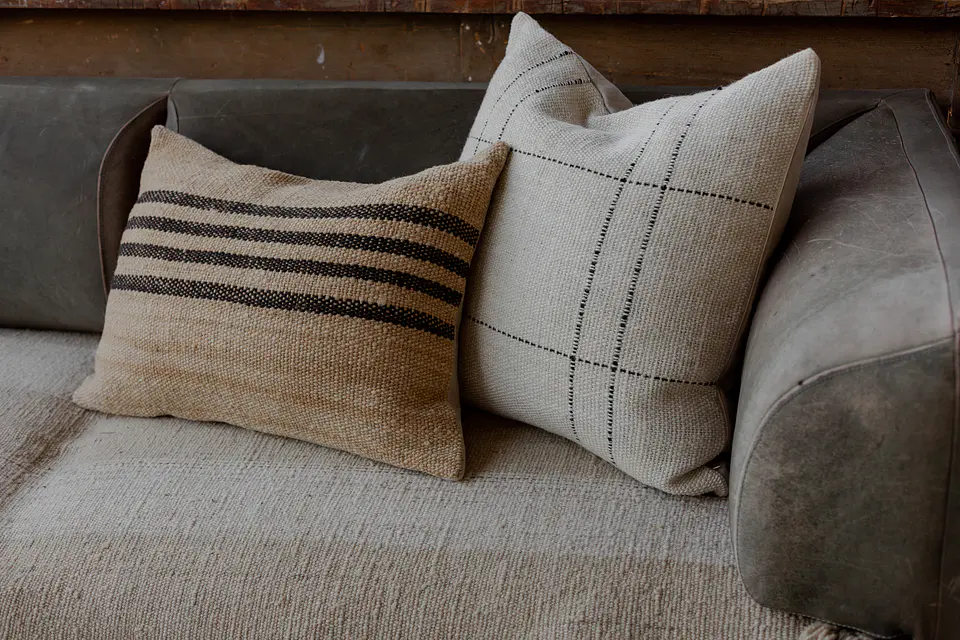 Zoe White Wool 2