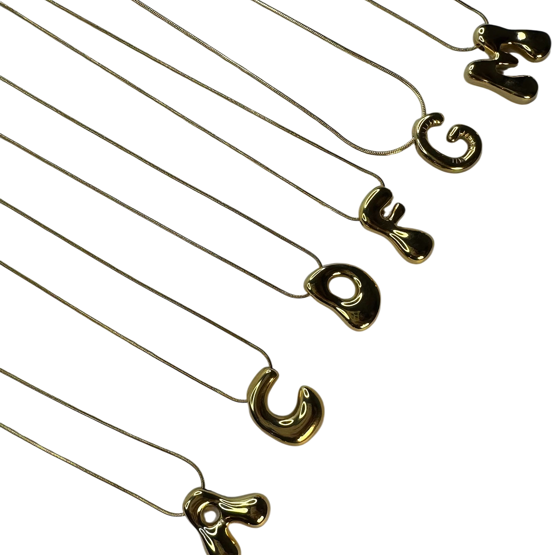 Colar Pingente Letras 3