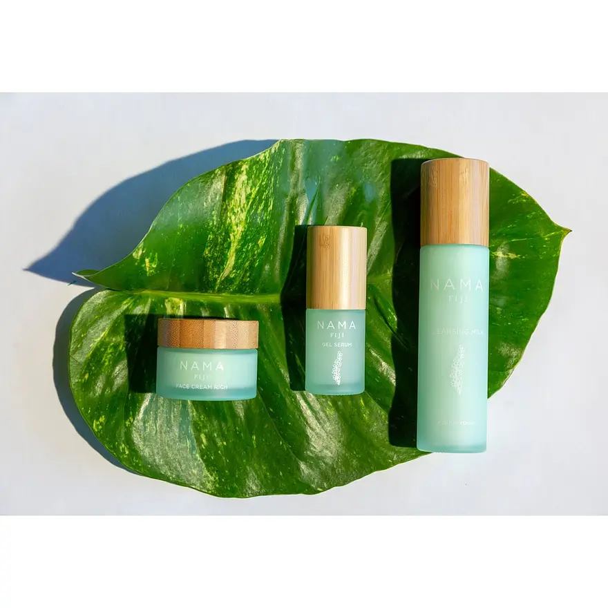 Hydrate Bundle (Leite de Limpeza, Sérum em Gel, Creme de Rosto Rico) BellaVantagem Kit 2