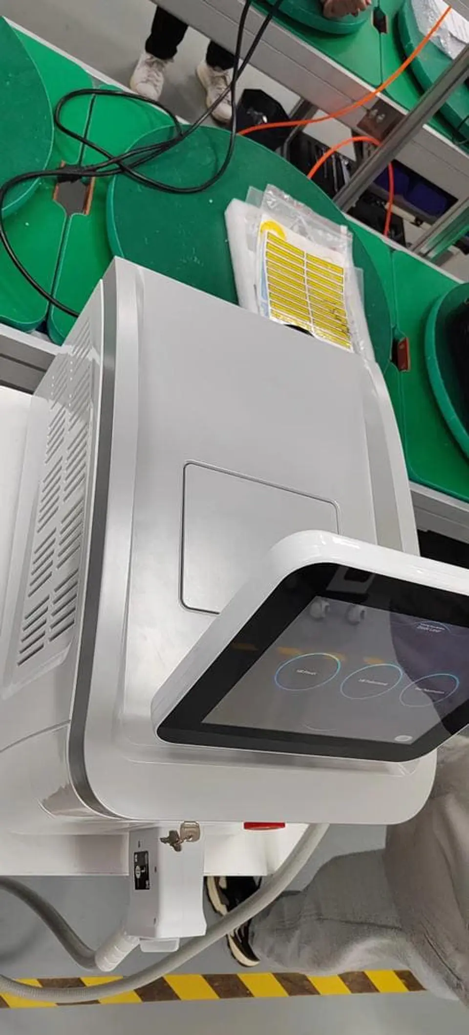 Equipo Depilación Cuatriláser (755nm, 808nm, 940nm, 1.064nm) 8