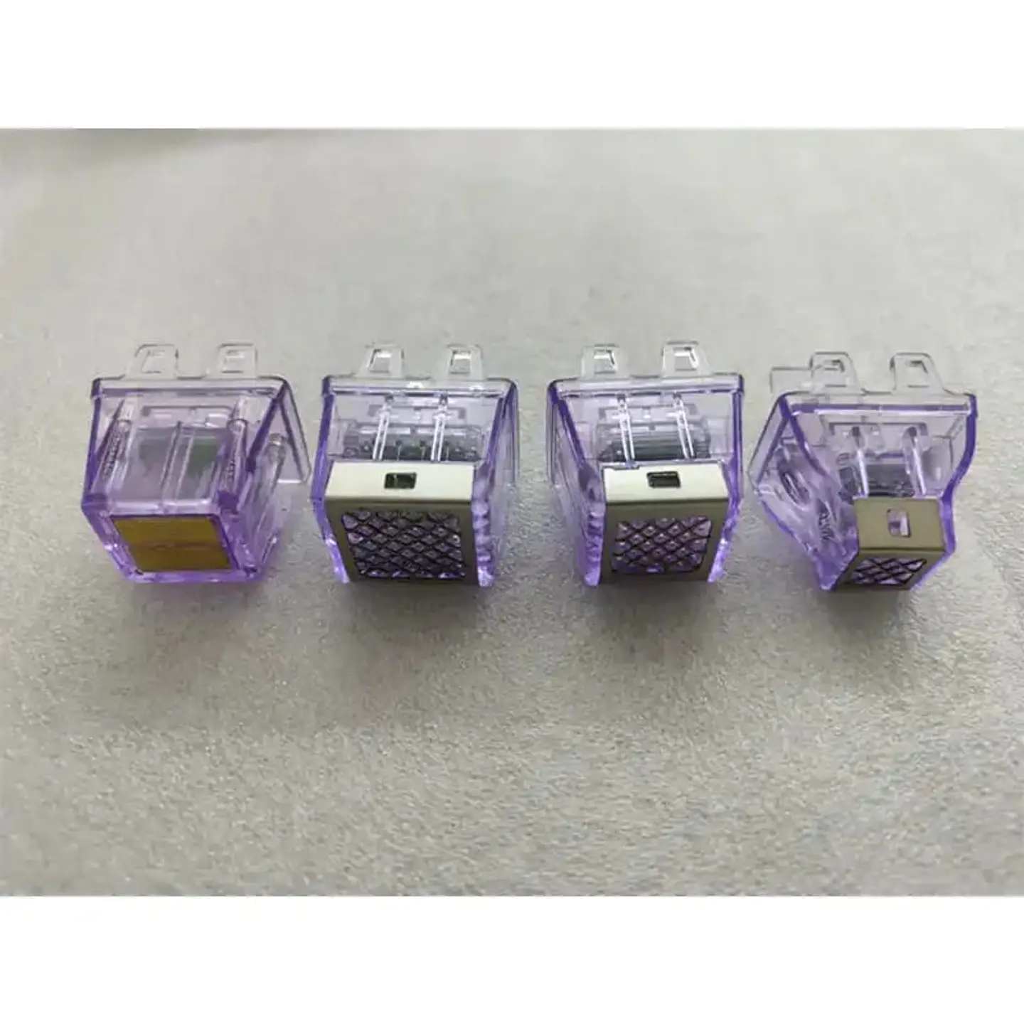 Equipo RF fraccionada Crystallite Depth 8 - Portátil (Microneedle) + Martillo de Frio 3